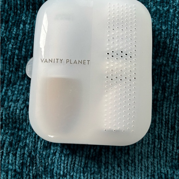 like new vanity planet skincare set - Picture 2 of 7